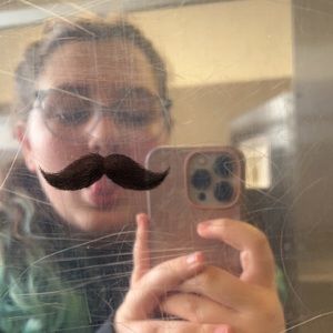 Meet your Posher, Mia